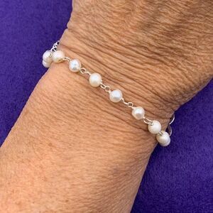 Bracelet with charm, sterling 925 silver, real pearls, NWOT, infinity charm